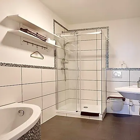 Zur Krone Hotell